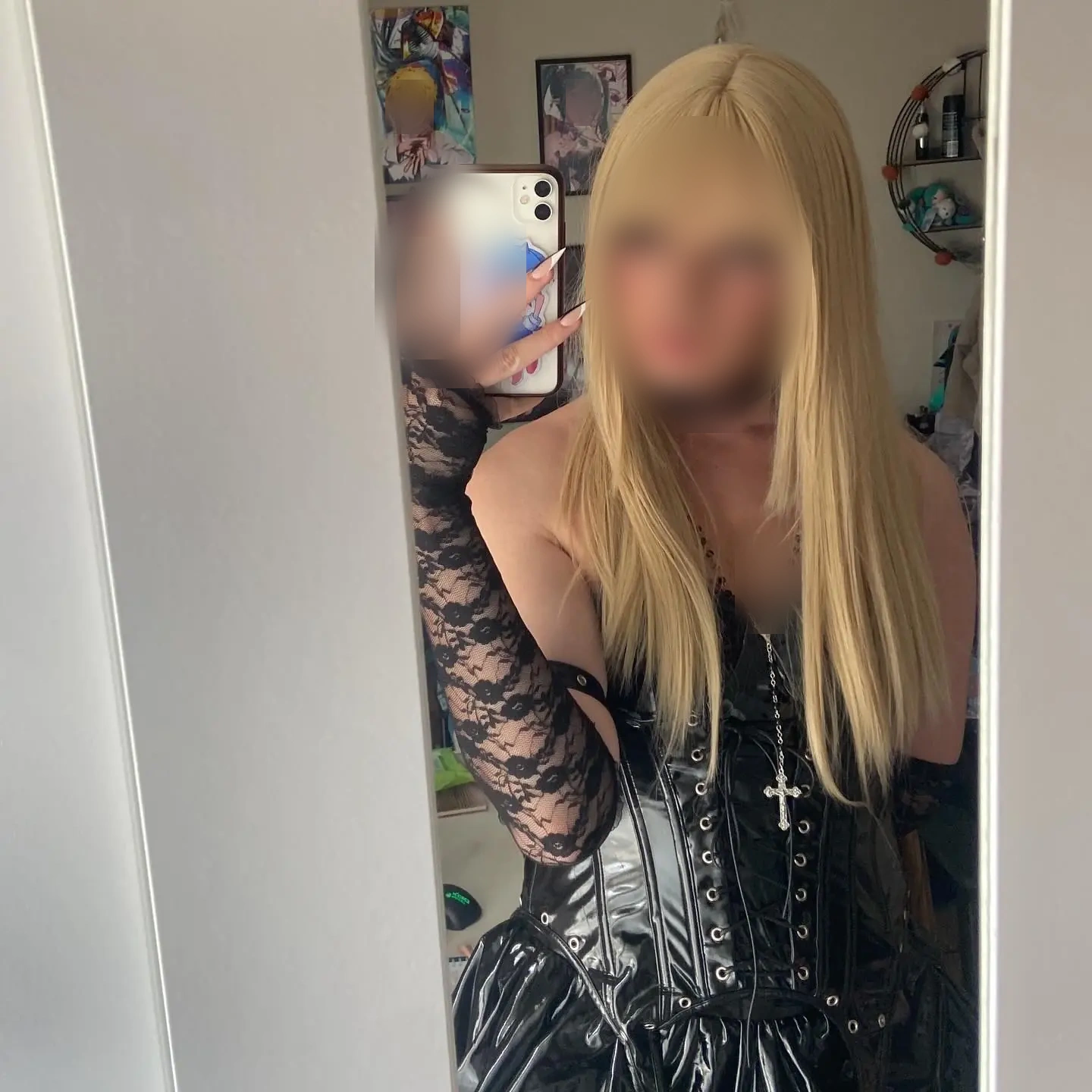 Cherche amant généreux et discret