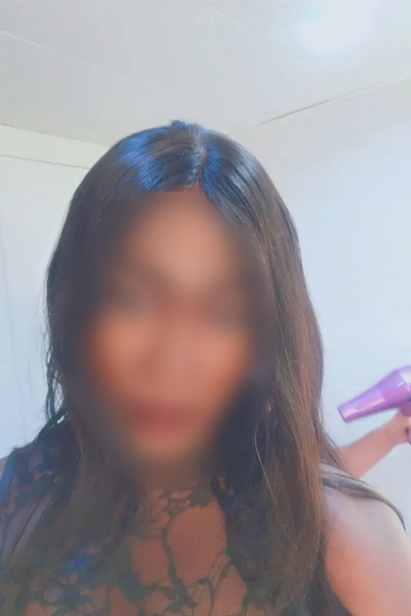 Trans féminine cherche aventure à Guécélard